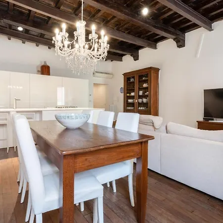 Exclusive Elegant In Pieno Centro! X4 Apartment Rimini